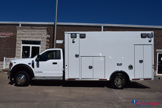 6336-Gila-Regional-Medical-Center-Blog-4-ford-ambulance-for-sale